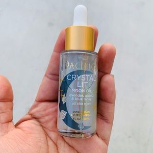 🌵3 for $20 Pacifica Crystal Lit Moon Oil